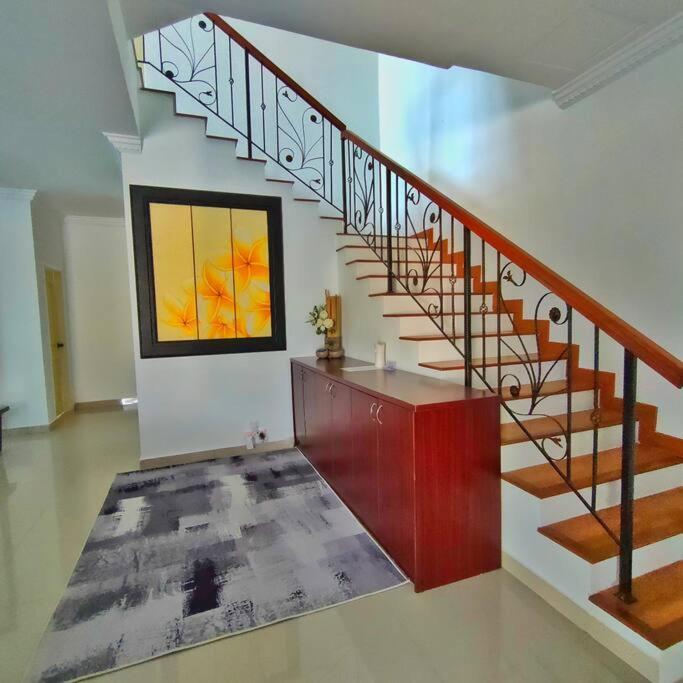 3 Storey Swimming Pool&Projector House Setia Alam Shah Alam Exterior foto
